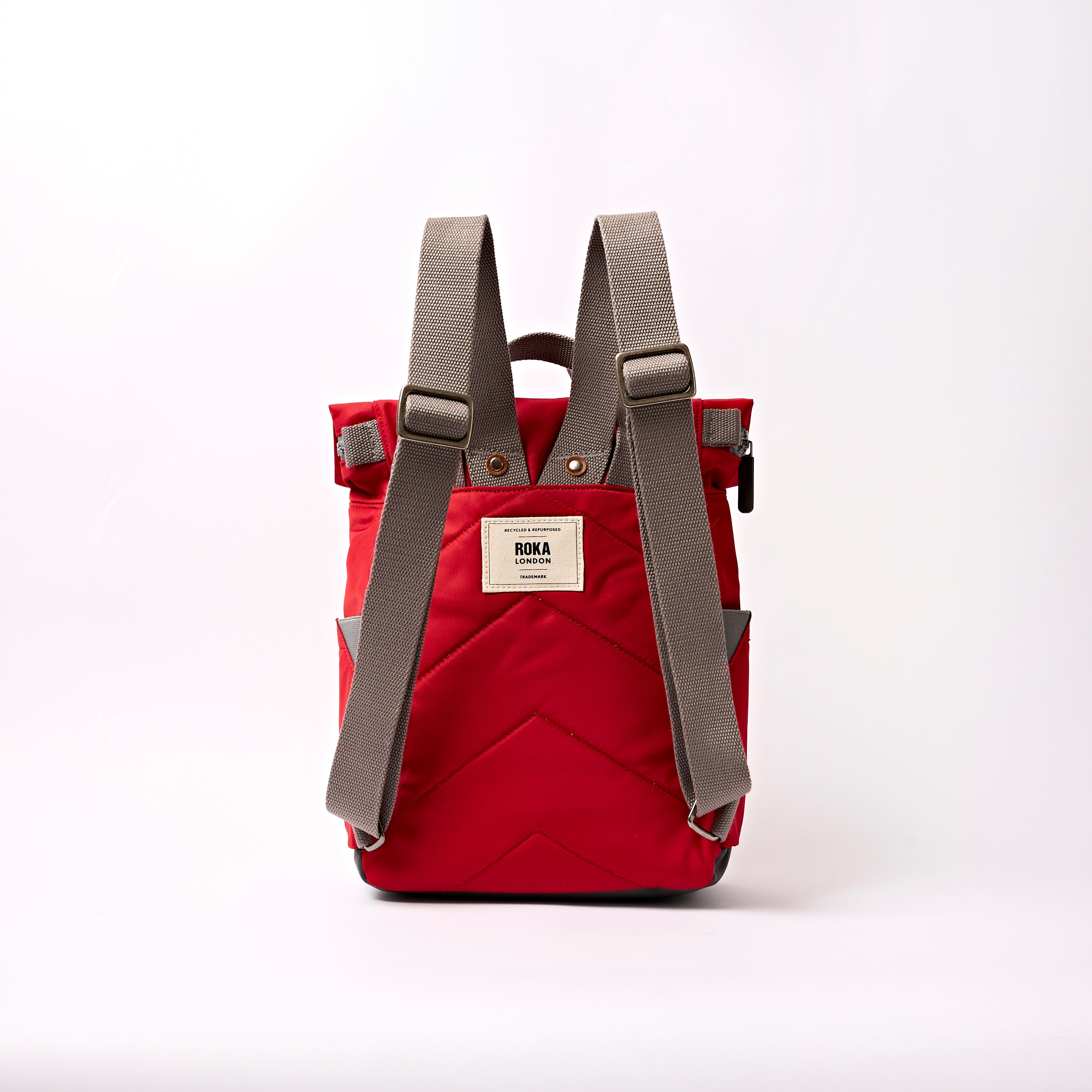 バッグ rikiii00 Canfield Cranberry Stripe | Eco-Friendly Roll Top Backpack | ROKA