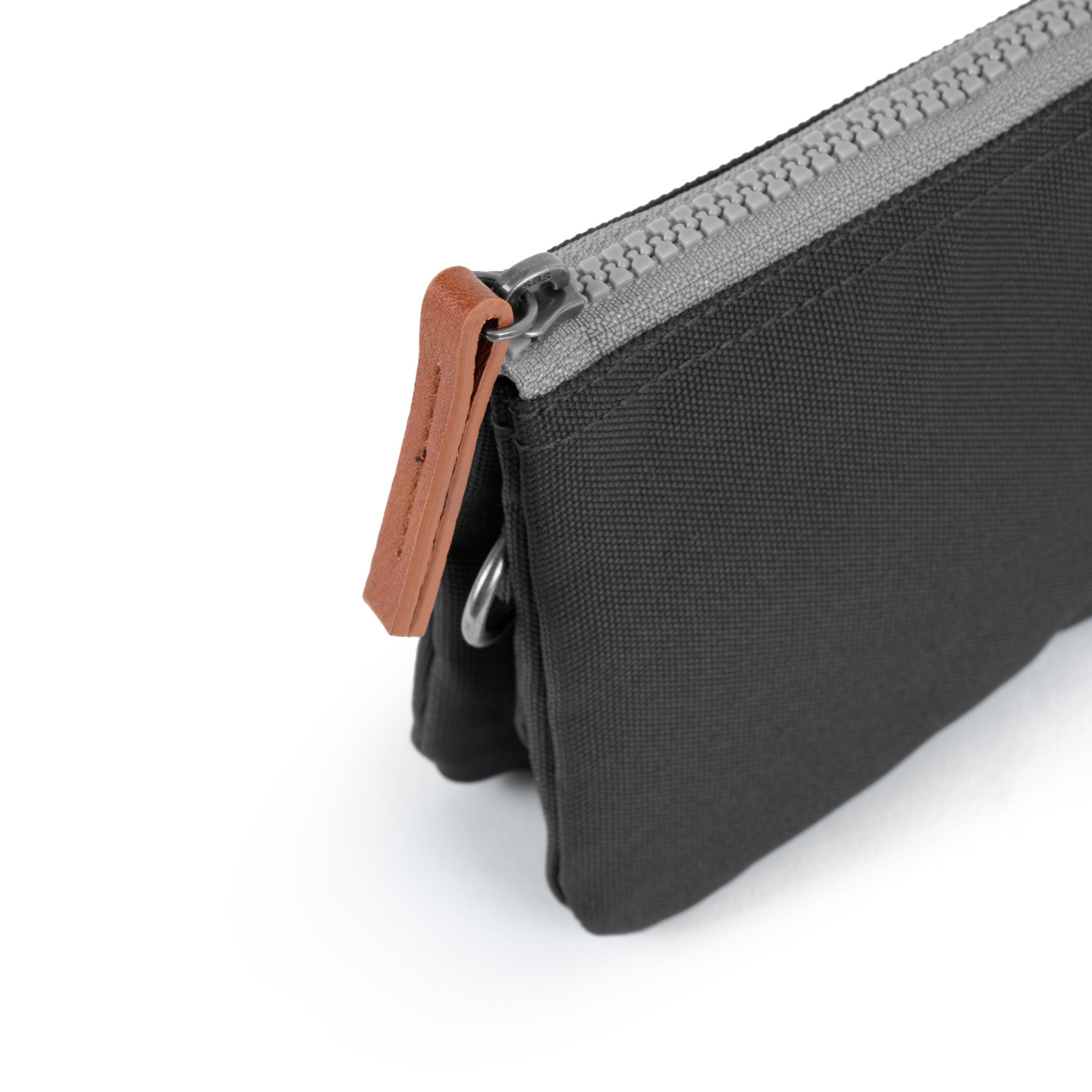 Carnaby Carbon | Recycled & Eco-Friendly Wallet | ROKA London