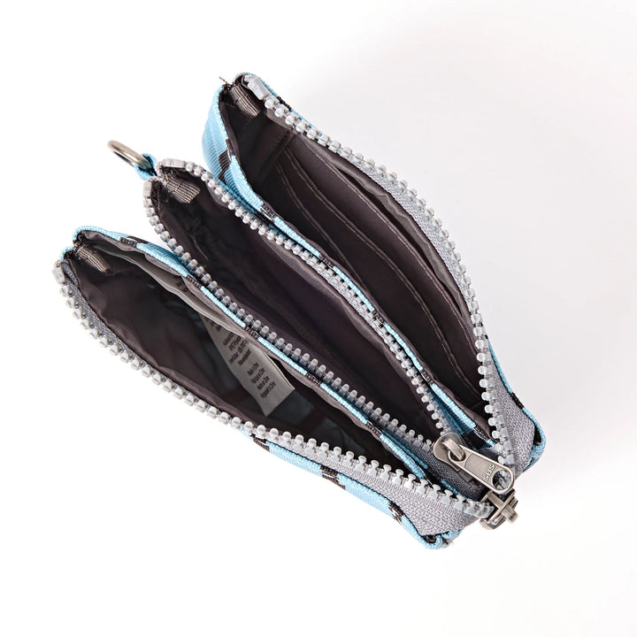 Carnaby Wallet in Blue Stripe