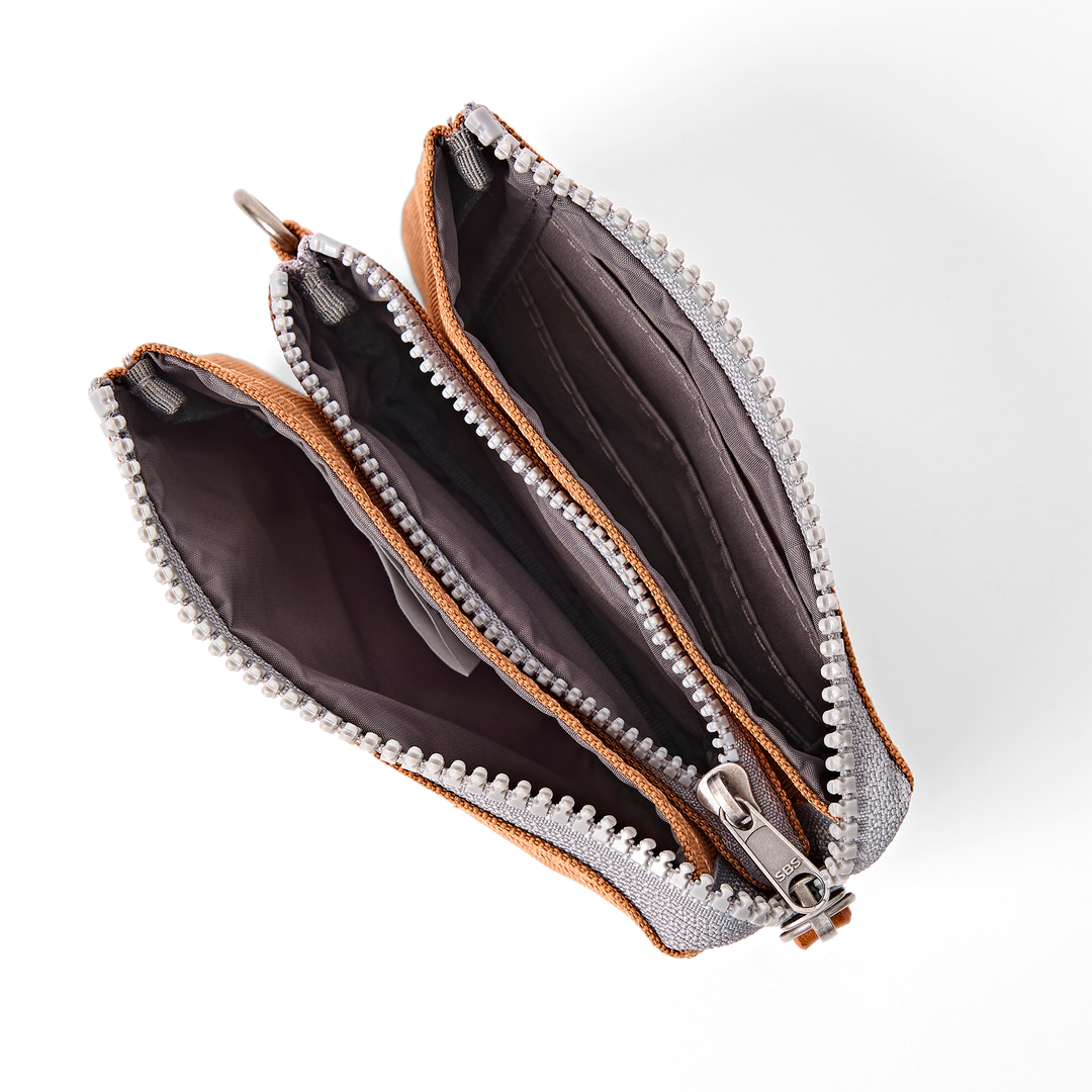 Carnaby Wallet in Cinnamon