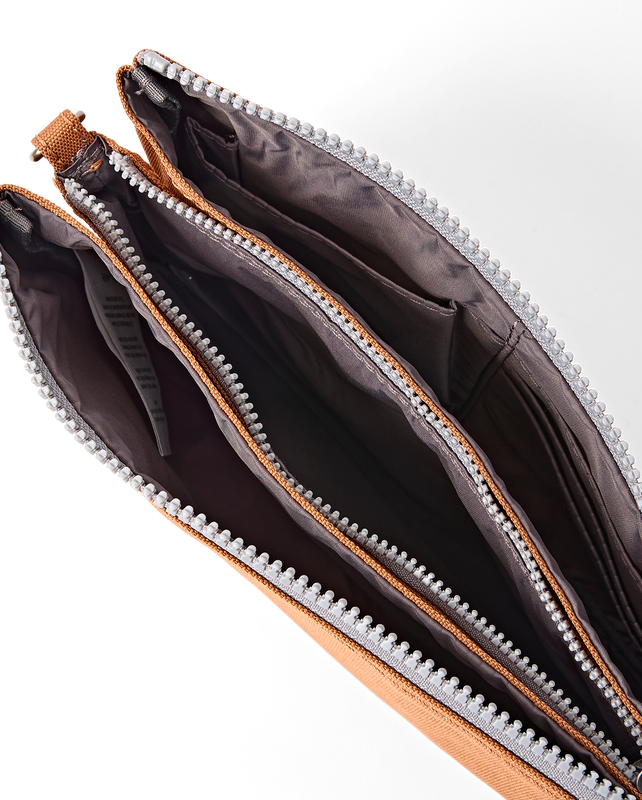 Carnaby Crossbody Bag in Cinnamon