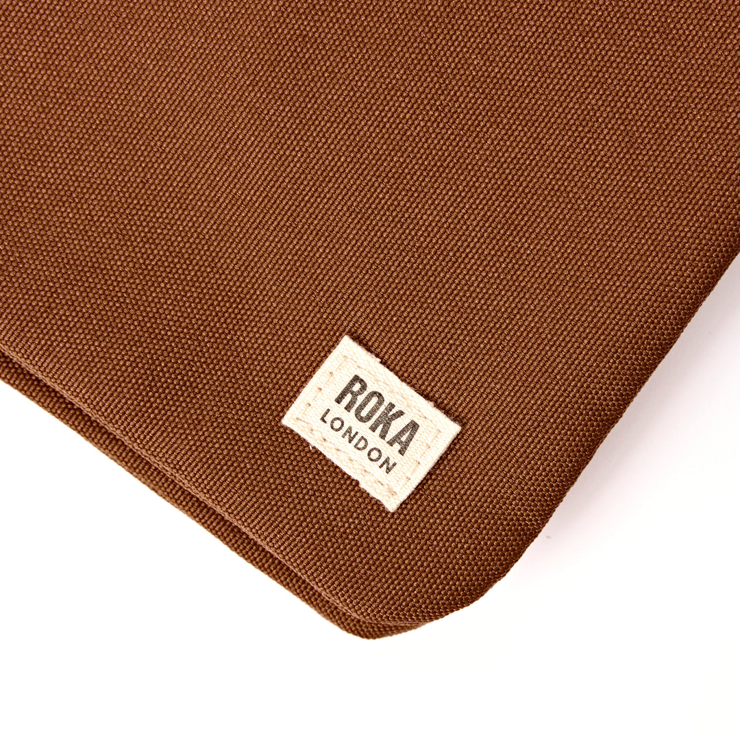 Carnaby Crossbody Bag in Cinnamon