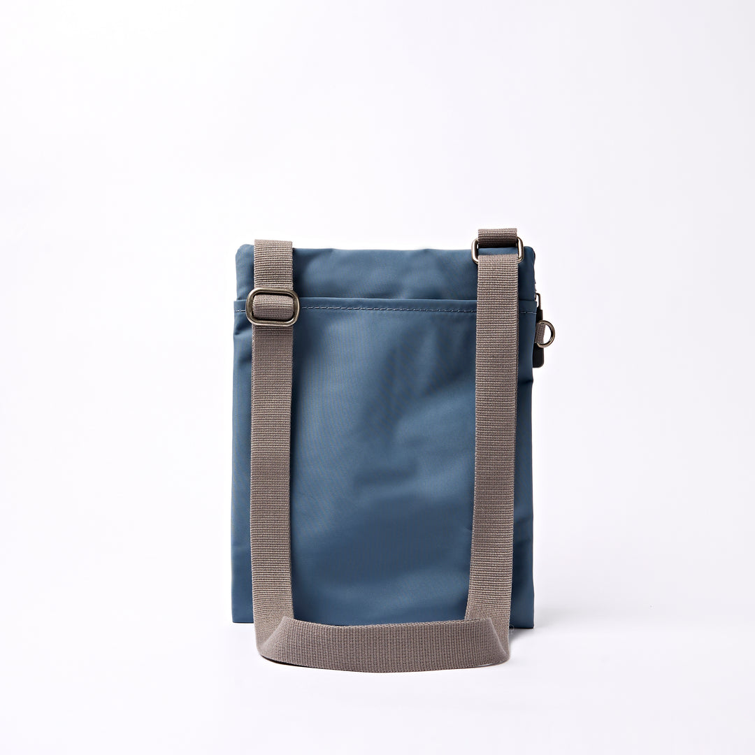 Chelsea B Crossbody Bag in Airforce