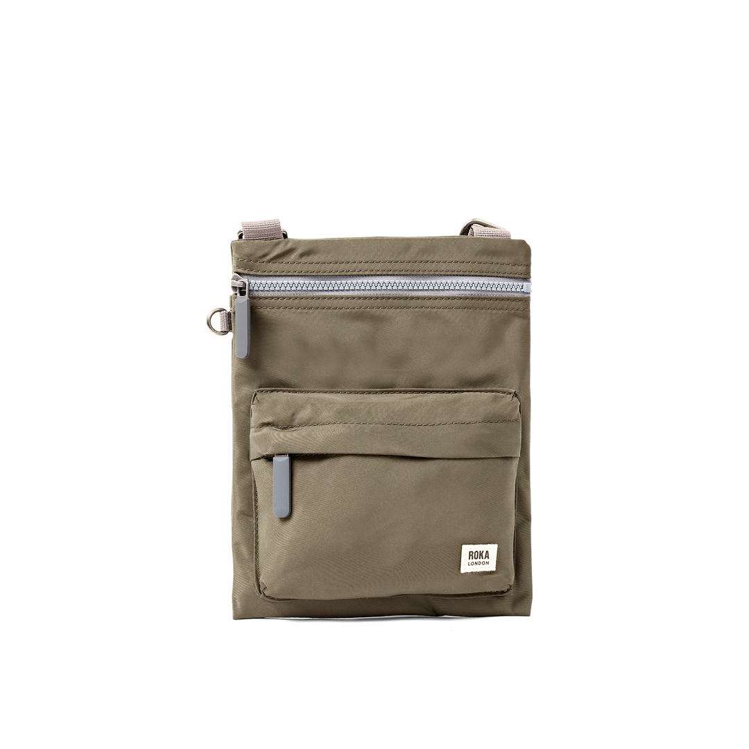 Chelsea B Crossbody Bag in Army