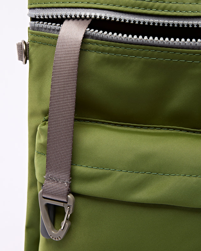 Chelsea B Crossbody Bag in Avocado