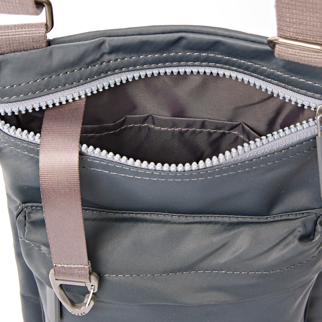 Chelsea B Crossbody Bag in Beluga