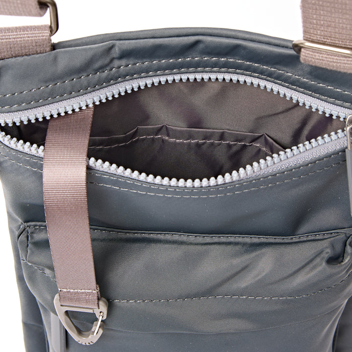 Chelsea B Crossbody Bag in Beluga