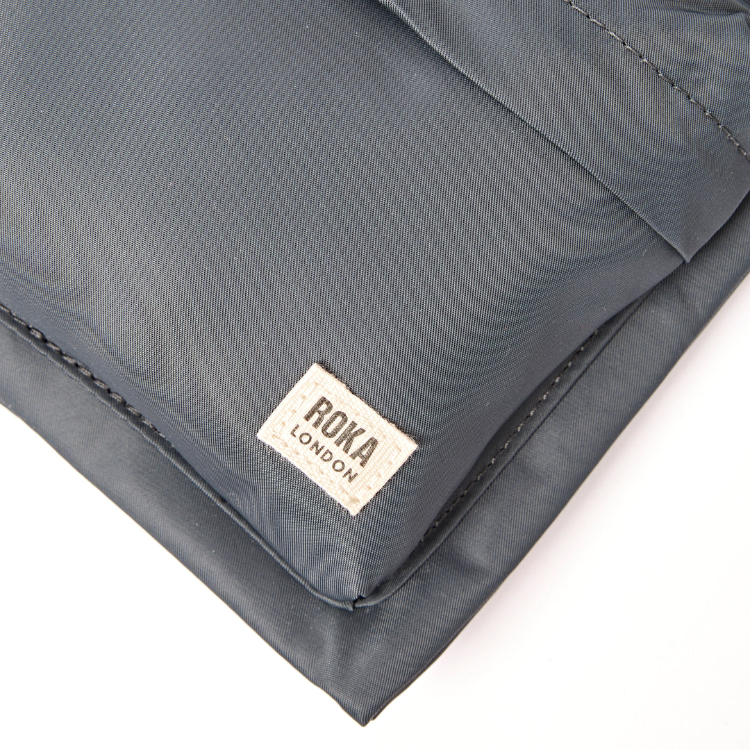 Chelsea B Crossbody Bag in Beluga