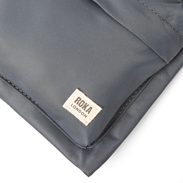 Chelsea B Crossbody Bag in Beluga