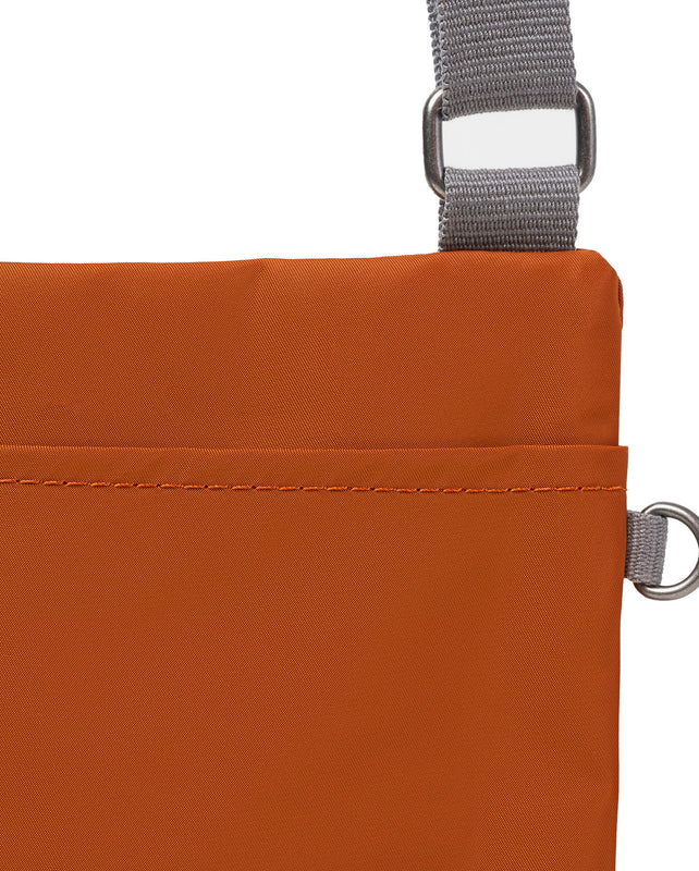 Chelsea B Crossbody Bag in Bran