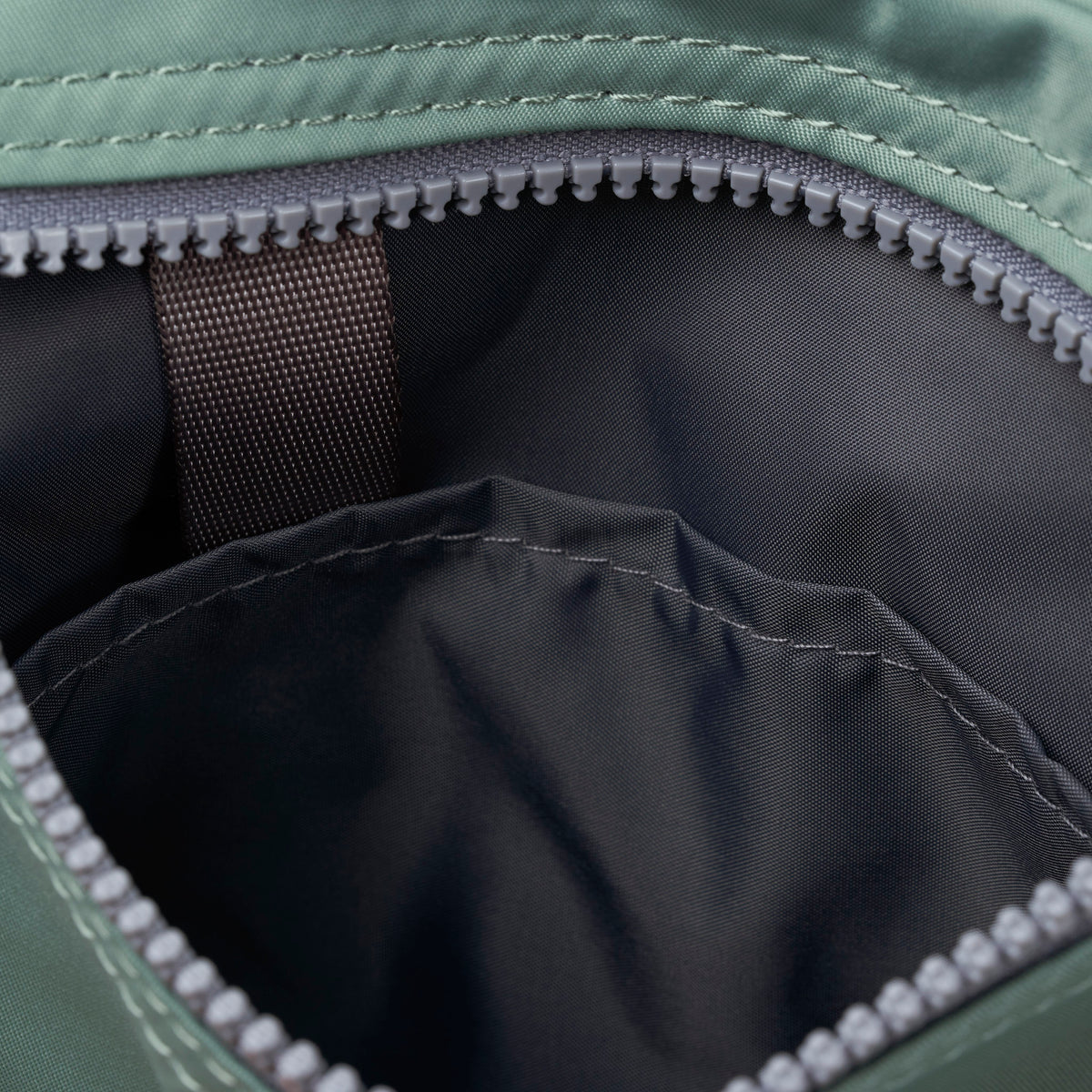 Chelsea B Crossbody Bag in Frost