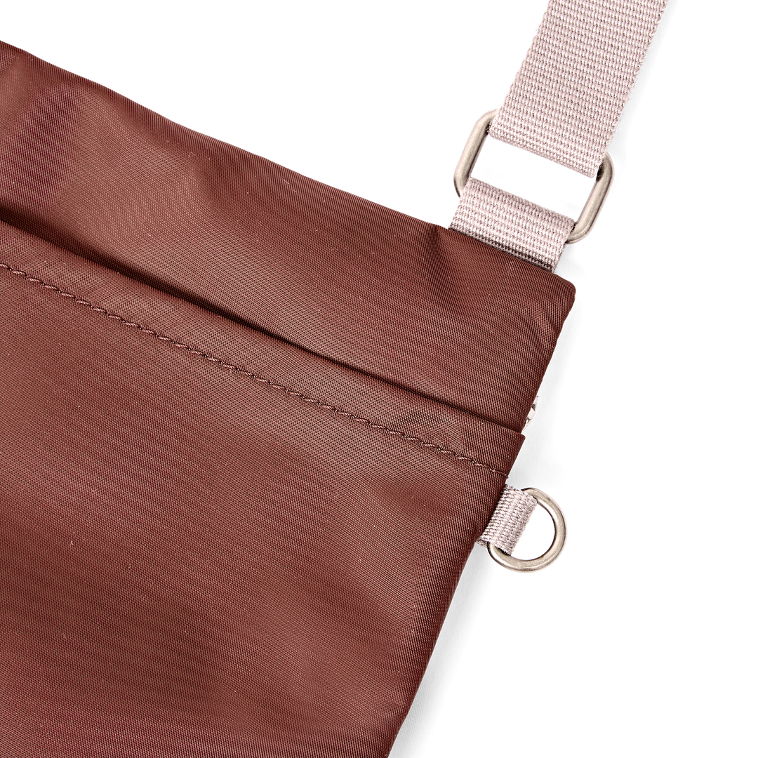 Chelsea B Crossbody Bag in Rocky Road