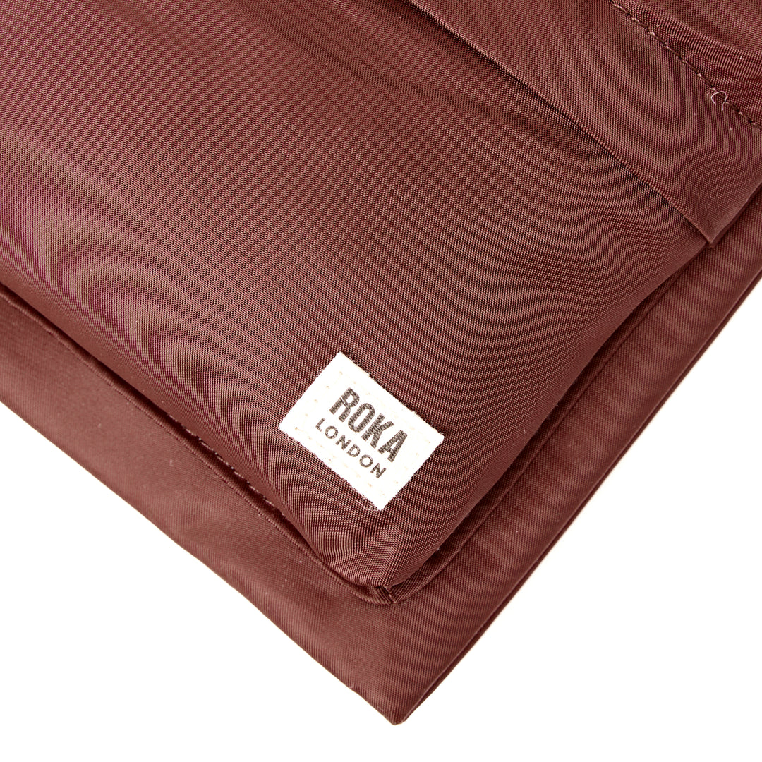 Chelsea B Crossbody Bag in Rocky Road