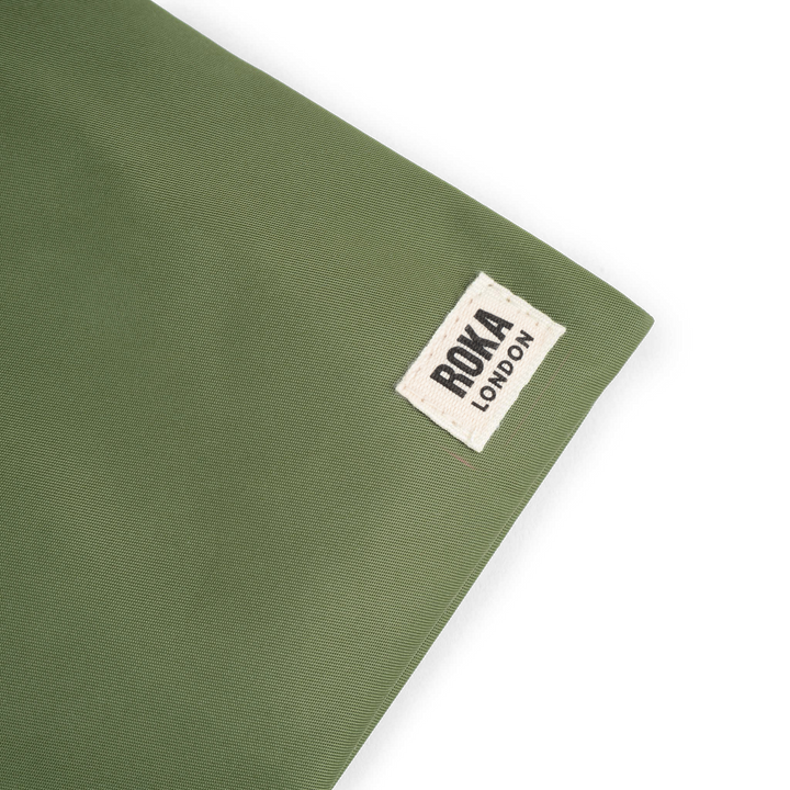 Chelsea Pocket Sling Bag in Avocado