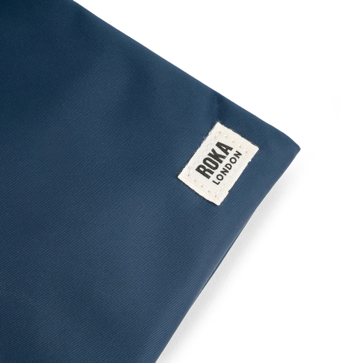 Chelsea Pocket Sling Bag in Midnight