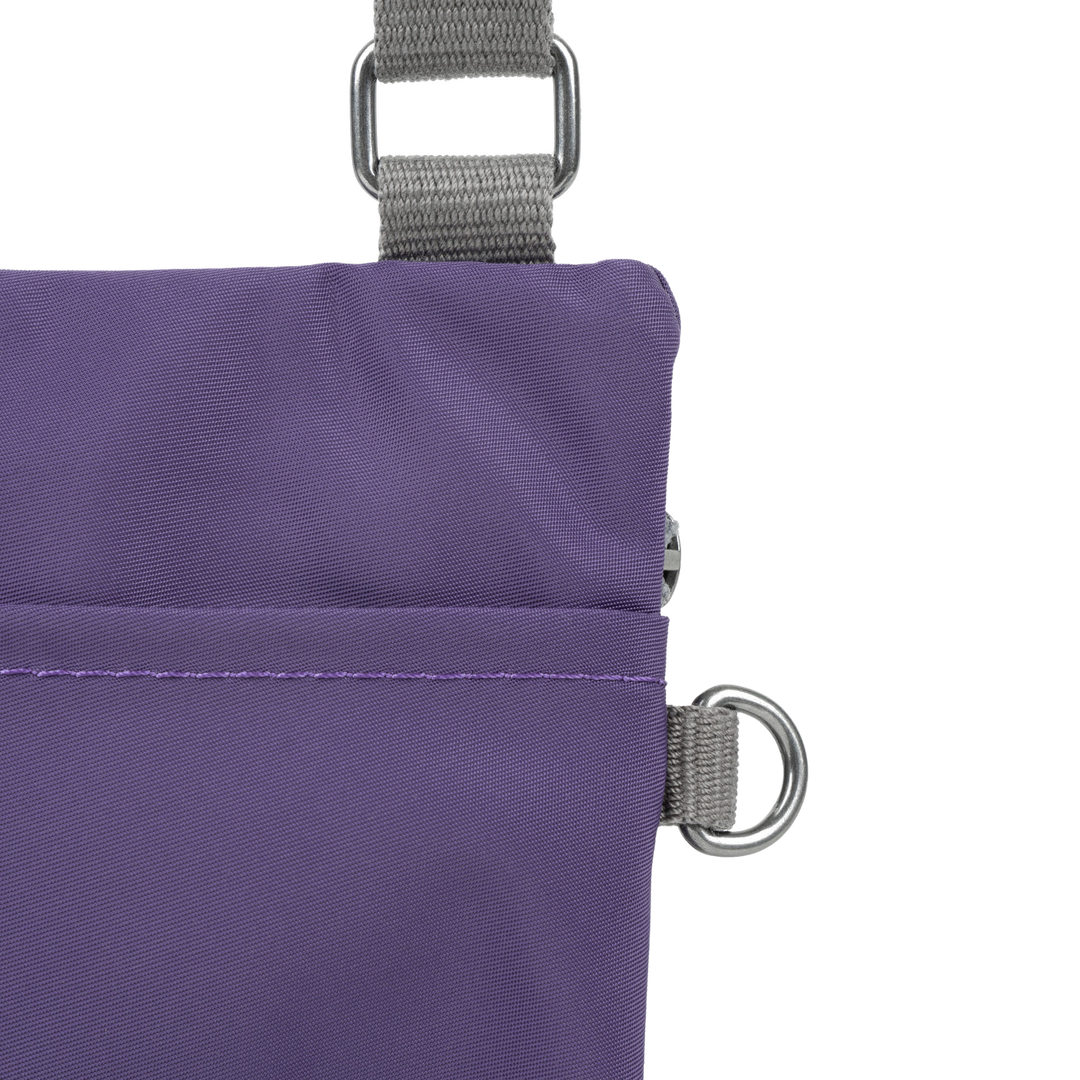 Chelsea Pocket Sling Bag in Mulberry