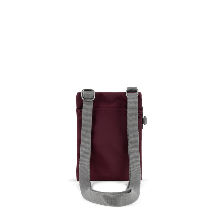 Chelsea Pocket Sling Bag in Plum