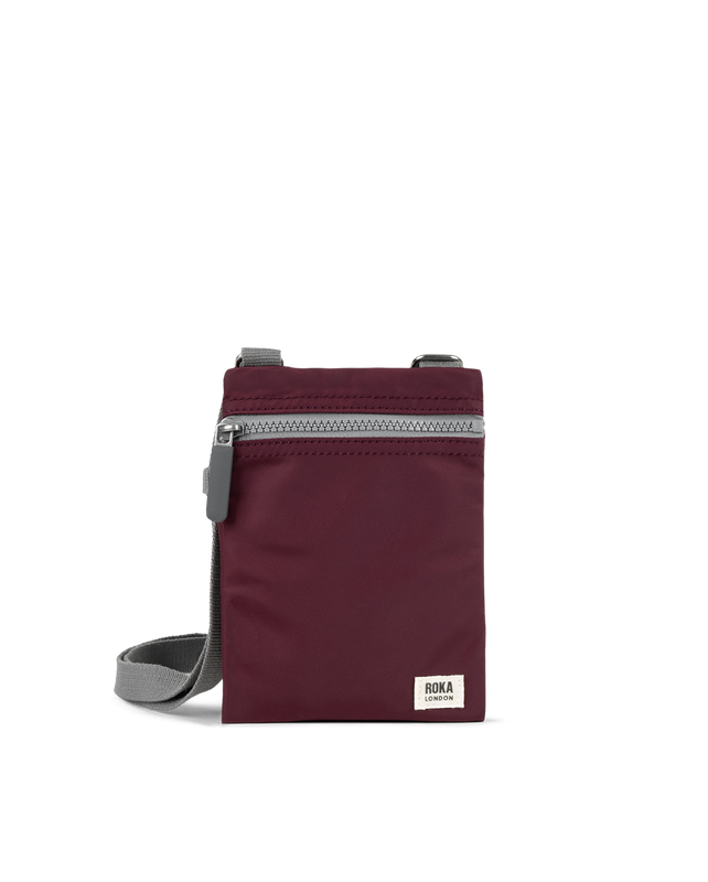 Chelsea Pocket Sling Bag in Plum