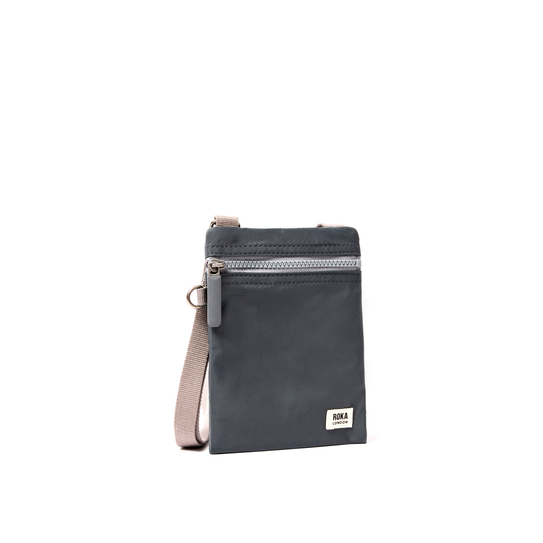 Chelsea Pocket Sling Bag in Beluga