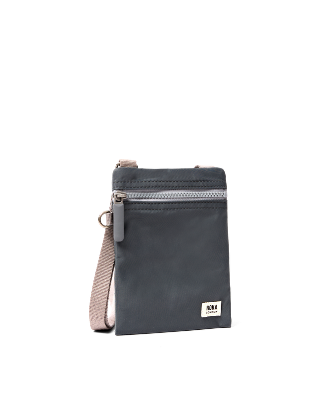 Chelsea Pocket Sling Bag in Beluga