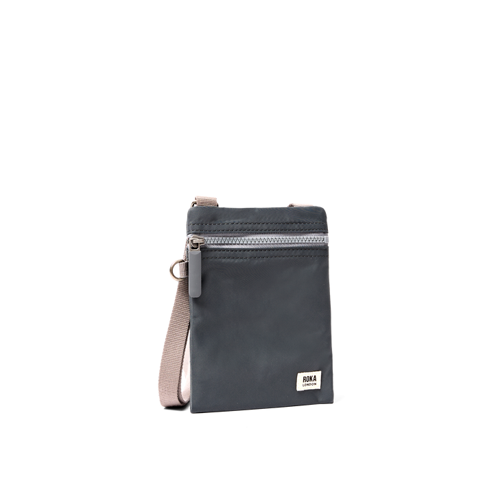 Chelsea Pocket Sling Bag in Beluga