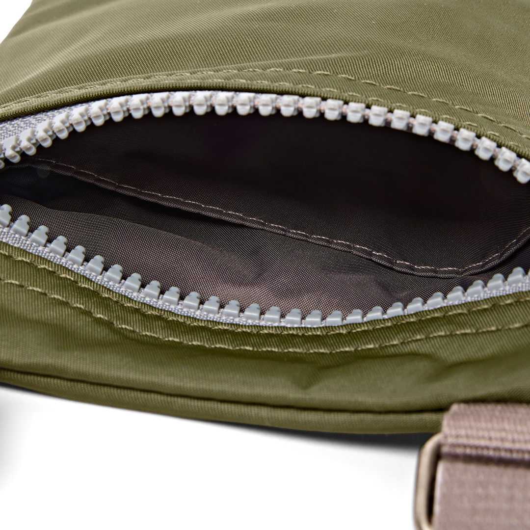 Chelsea Pocket Sling Bag in Chive