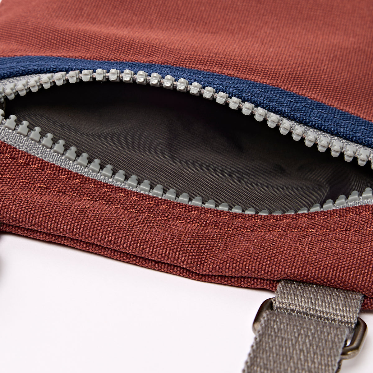 Chelsea Pocket Sling Bag in Henna Stripe