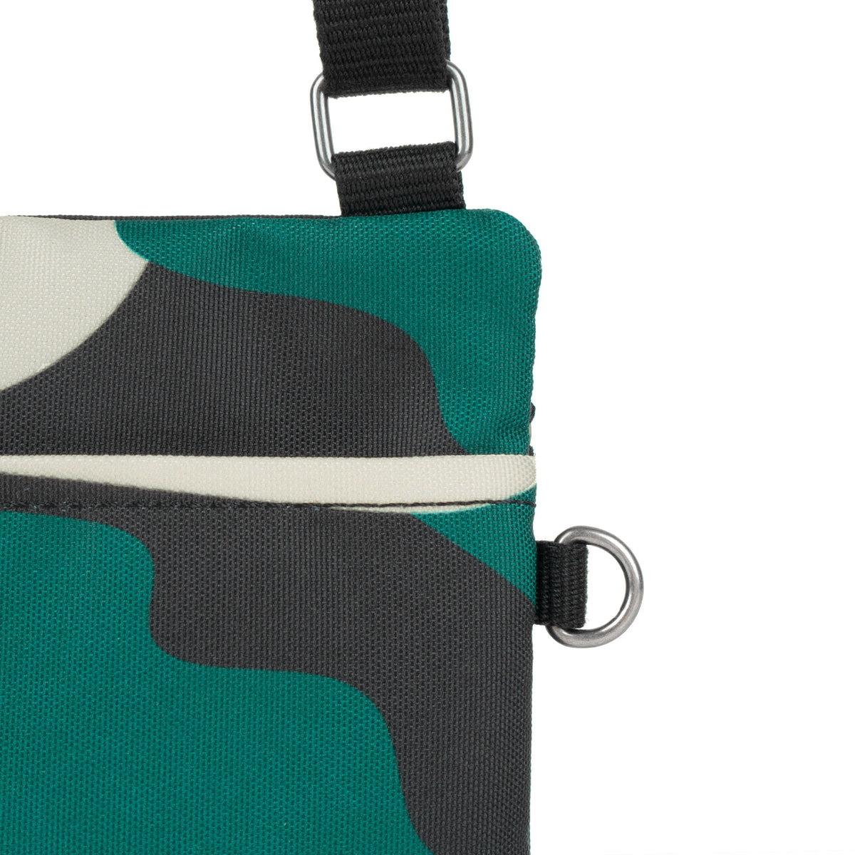 Chelsea Pocket Sling Bag in Urban Rose Camo