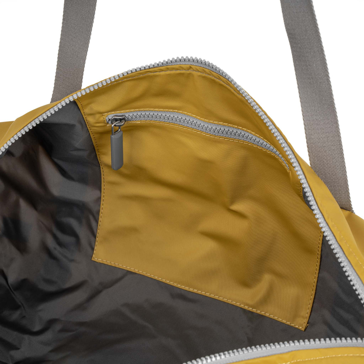 City Duffel Bag in Corn