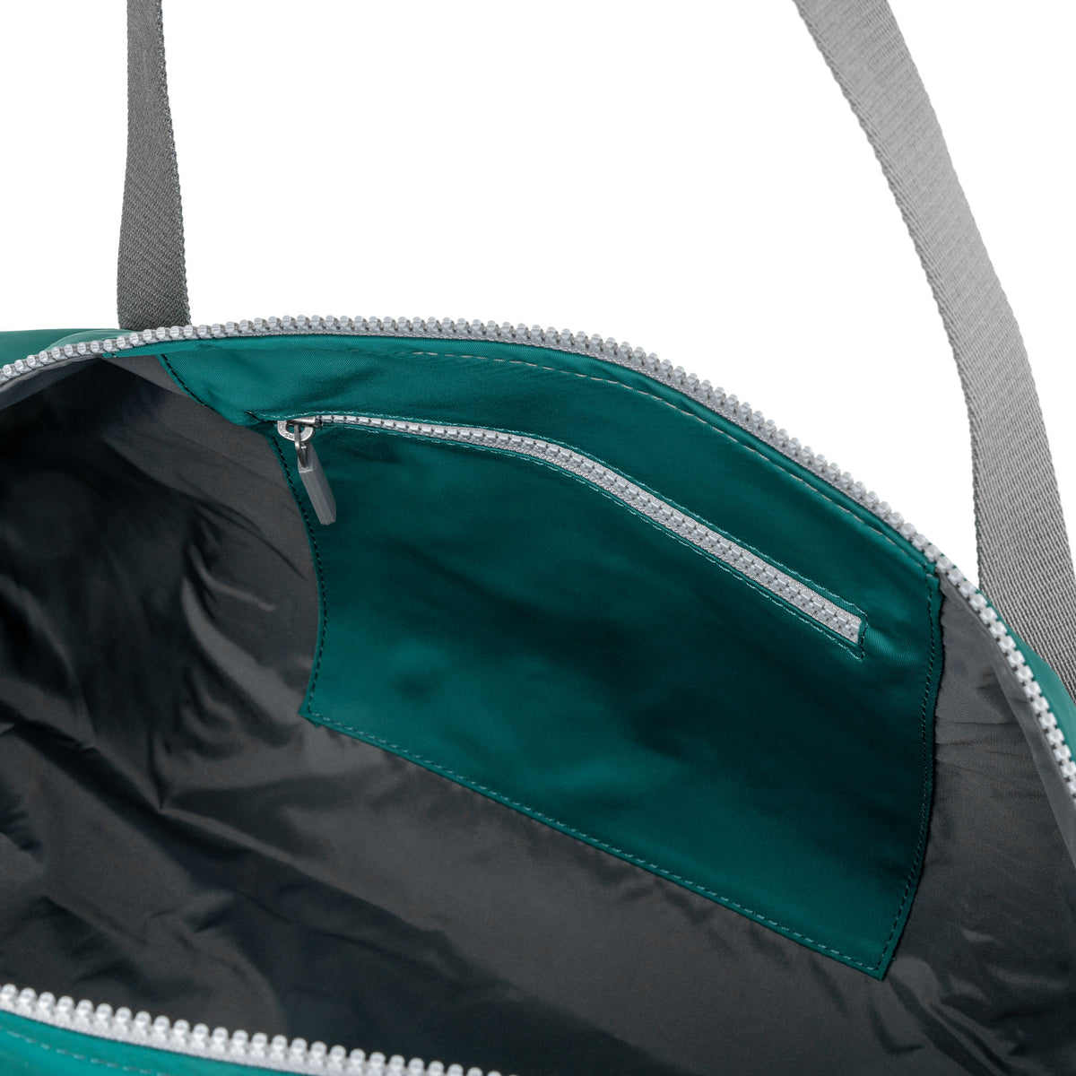 City Duffel Bag in Teal