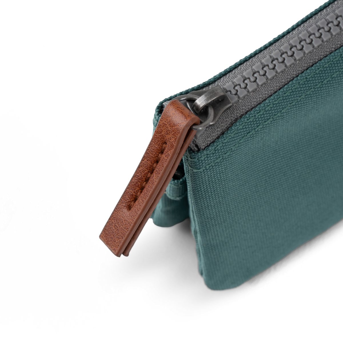 Carnaby Wallet in Sage