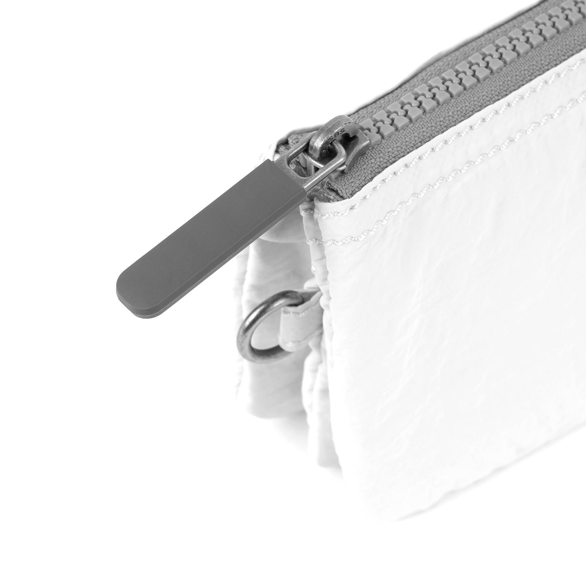 Carnaby Wallet in Coconut