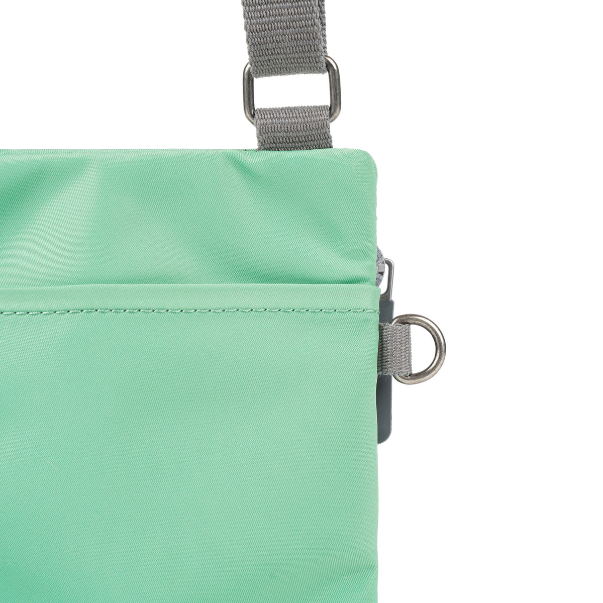 Chelsea Pocket Sling Bag in Matcha