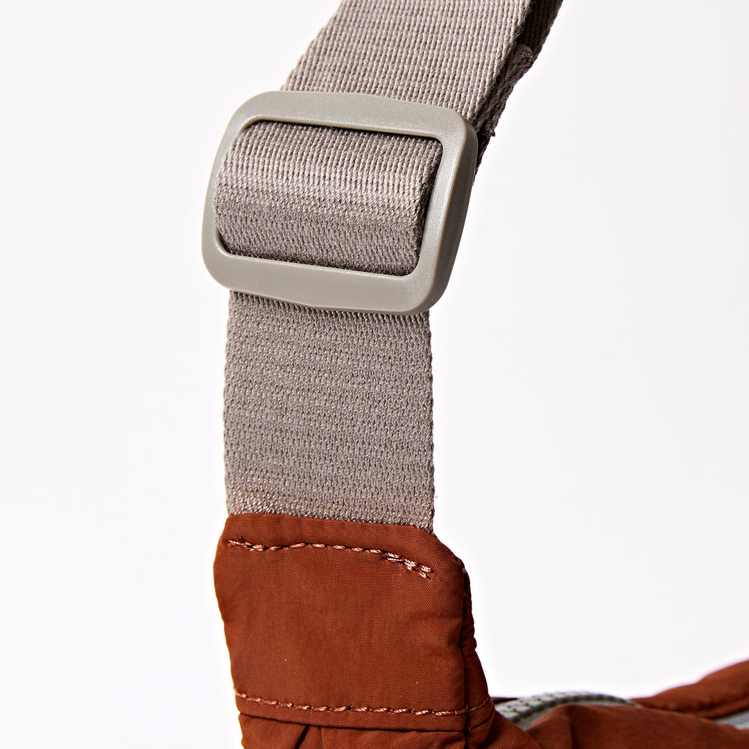 Farringdon Half Moon Bag in Henna