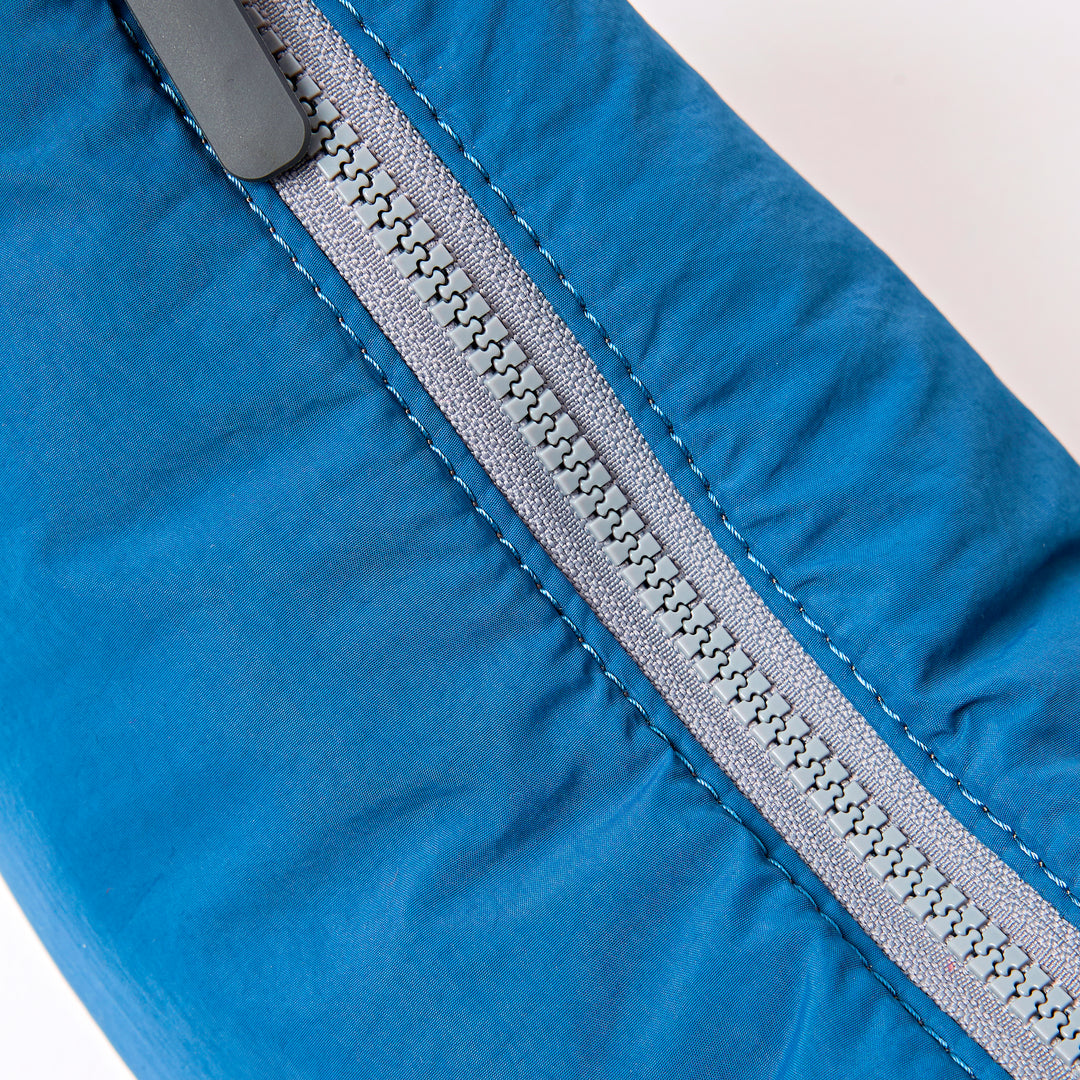 Farringdon Half Moon Bag in Malibu Blue