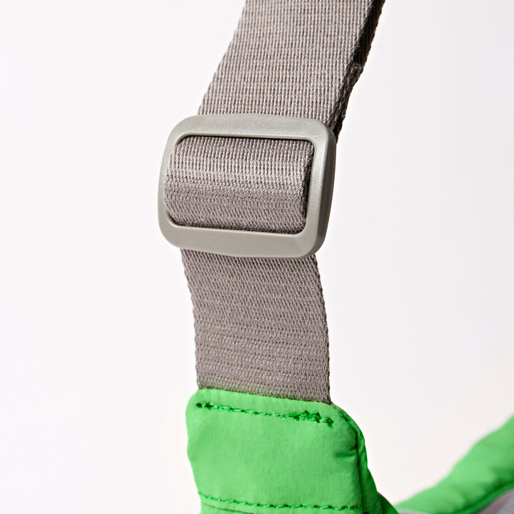 Farringdon Half Moon Bag in Online Lime