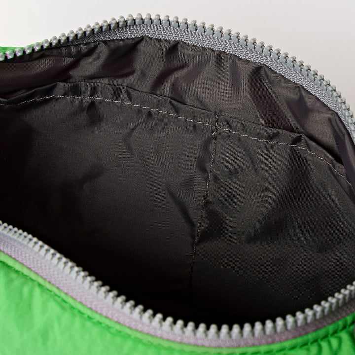 Farringdon Half Moon Bag in Online Lime