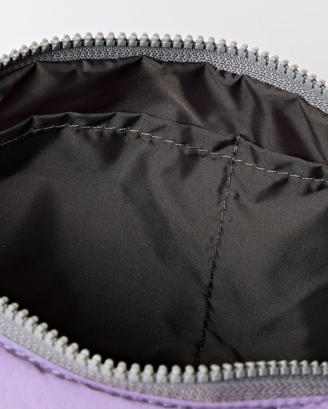 Farringdon Half Moon Bag in Petal