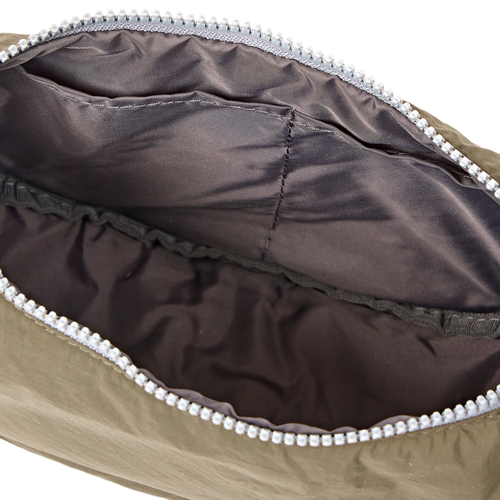Farringdon Half Moon Bag in Basil