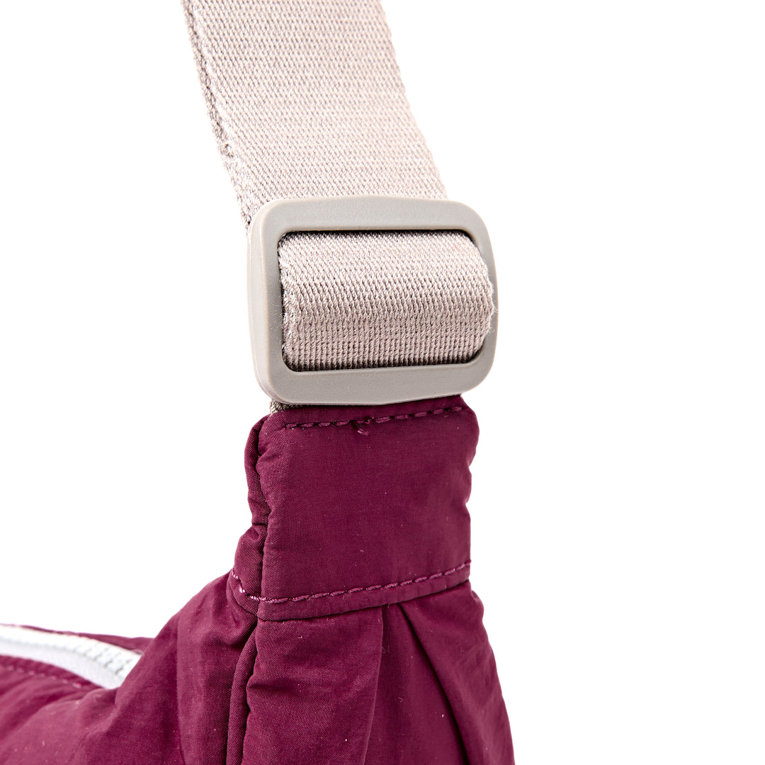 Farringdon Half Moon Bag in Merlot