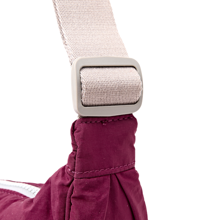 Farringdon Half Moon Bag in Merlot