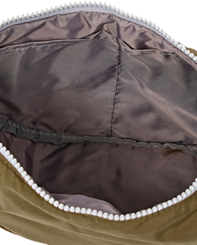 Farringdon Half Moon Bag in Moss