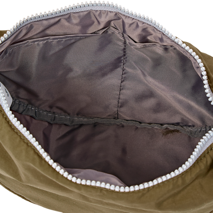 Farringdon Half Moon Bag in Moss