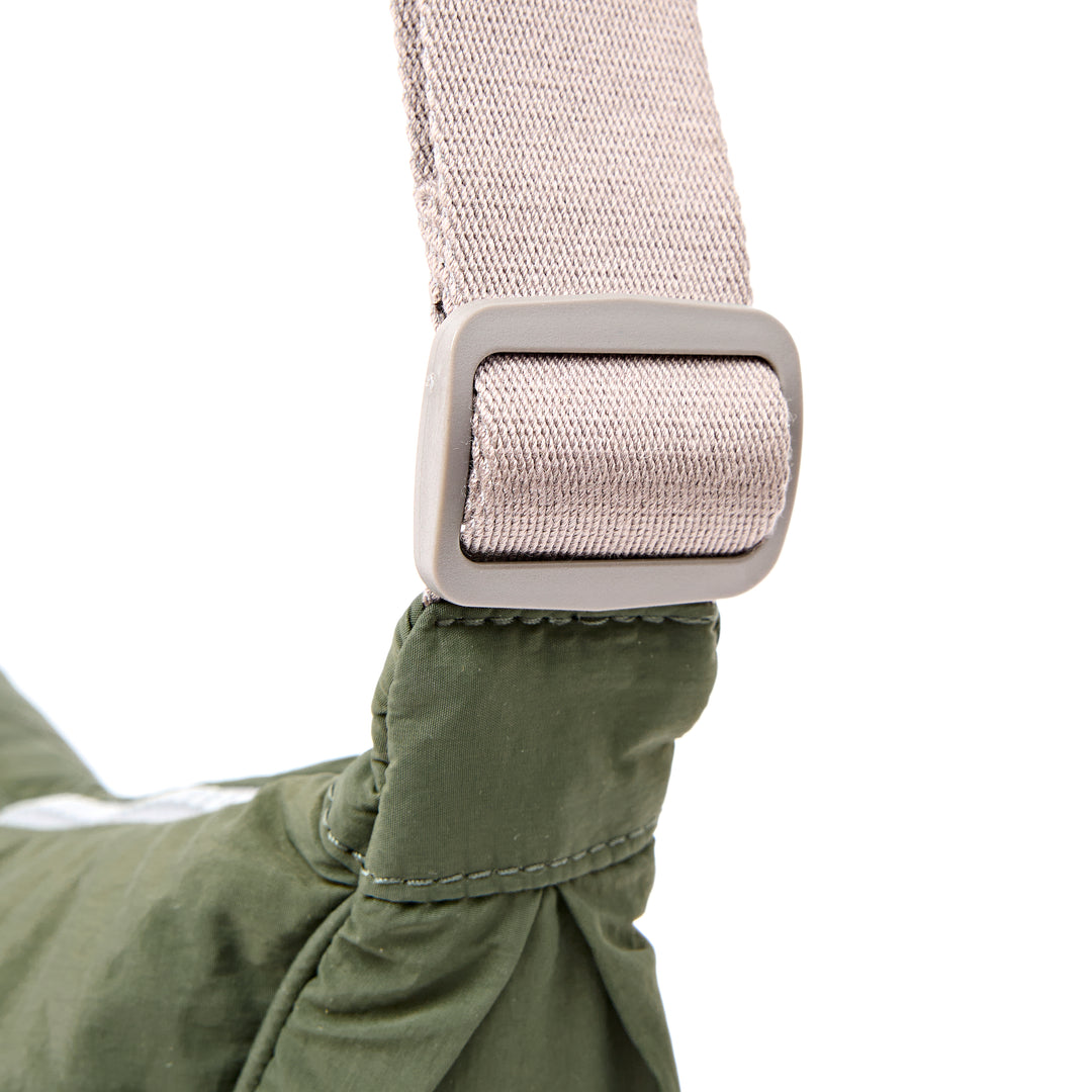 Farringdon Half Moon Bag in Olive