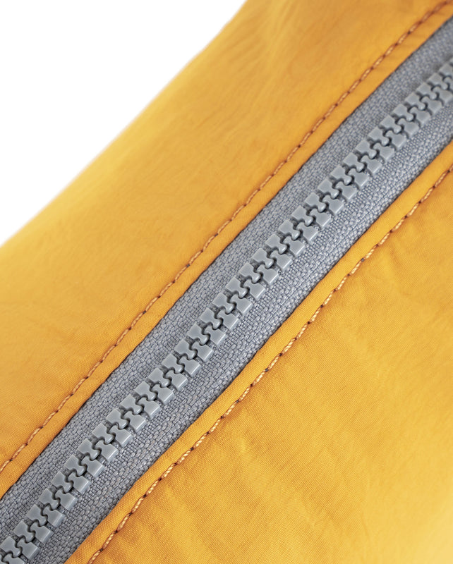 Farringdon Half Moon Bag in Corn