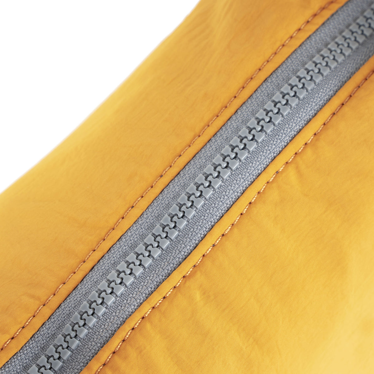Farringdon Half Moon Bag in Corn