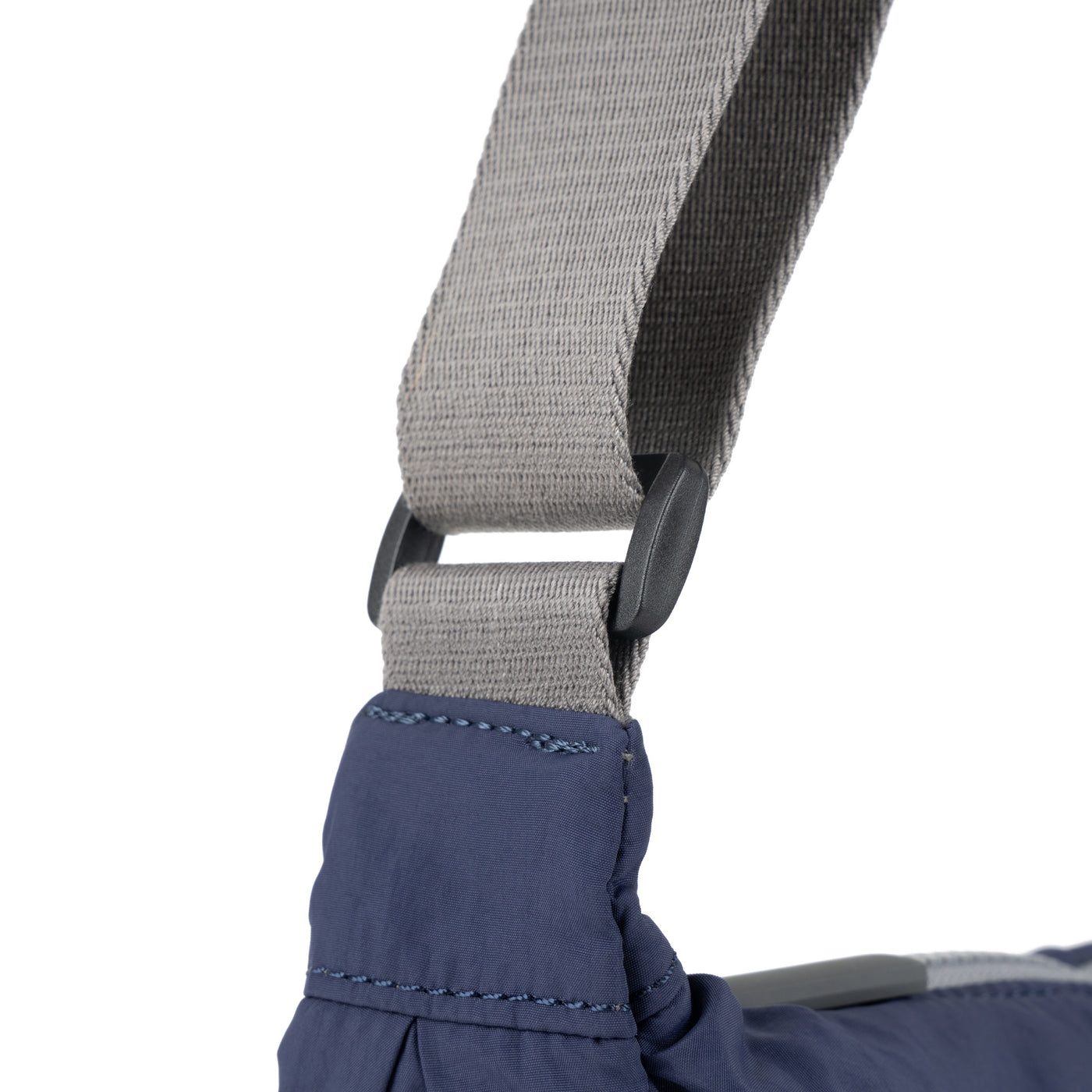 Farringdon Indigo Taslon
