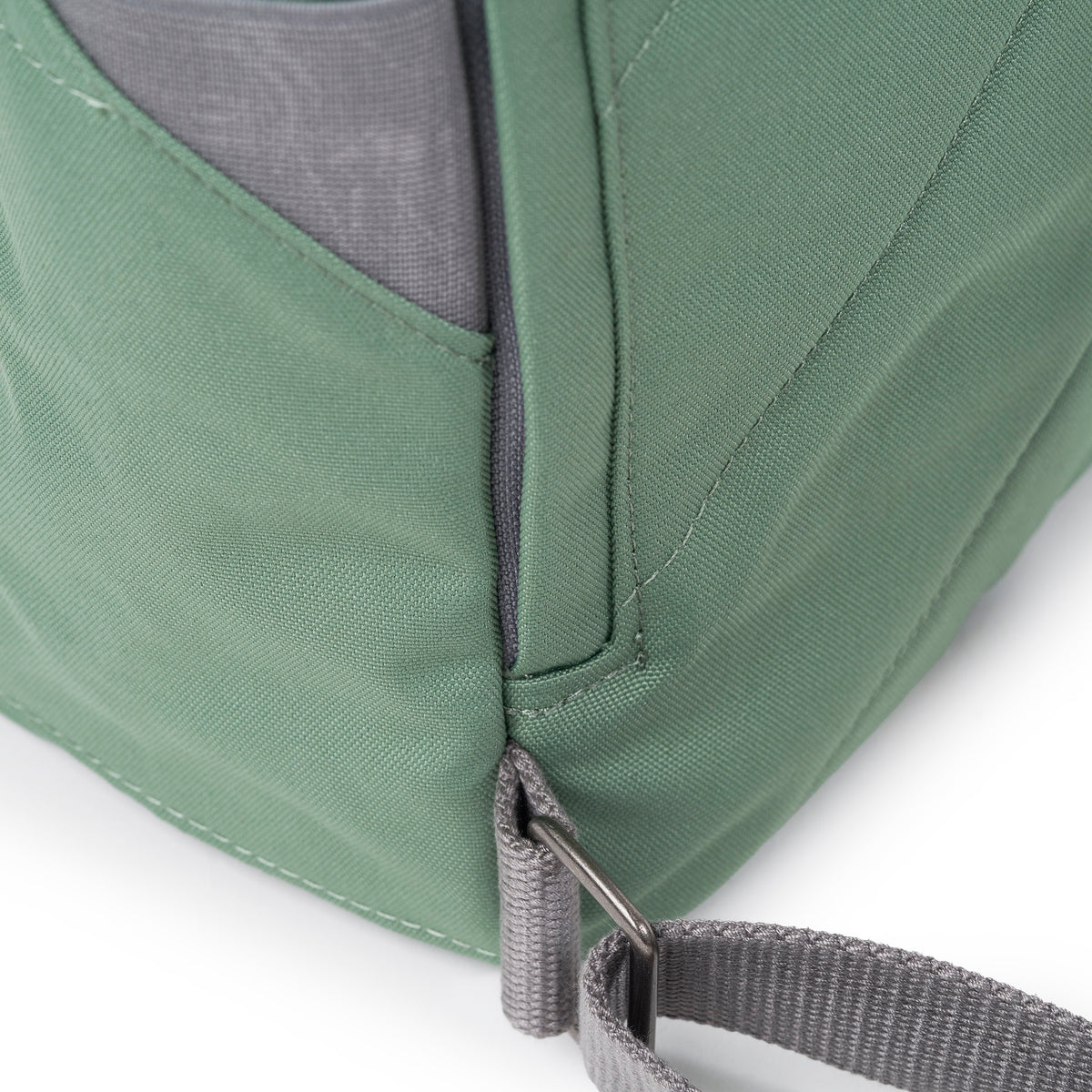 Finchley Backpack in Frost