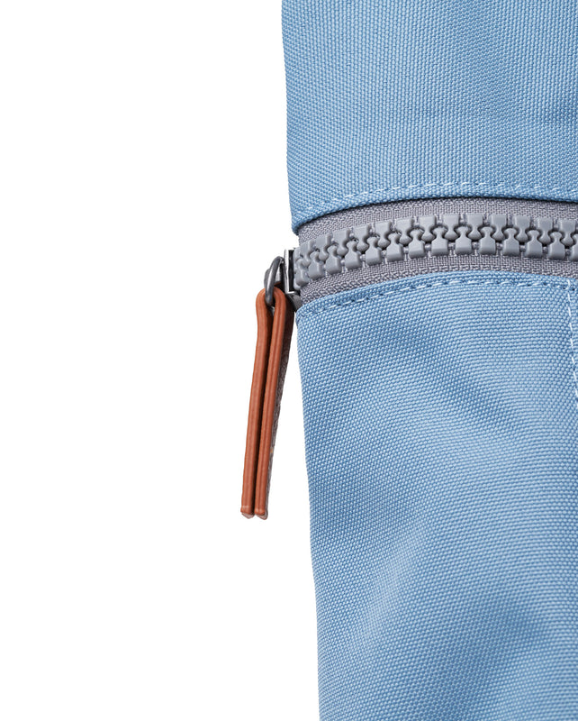 Finchley Backpack in Retro Blue