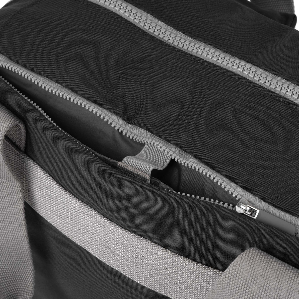 Gatwick Carry-On Duffel Bag in Ash